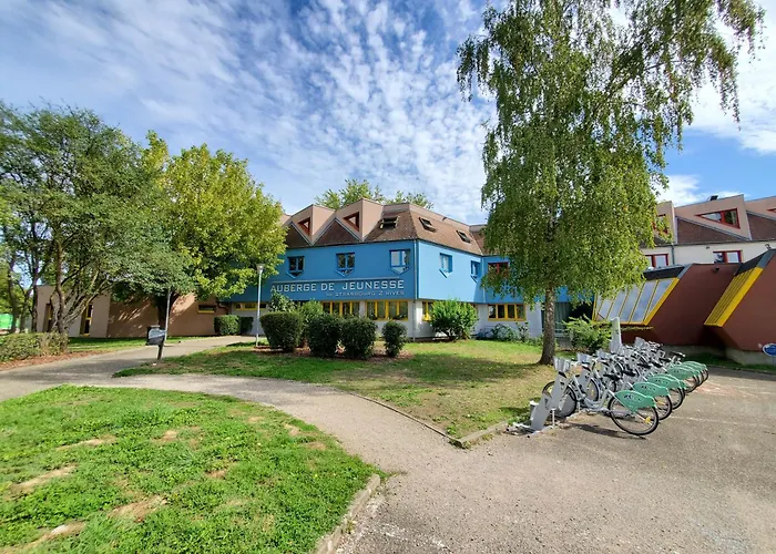 Auberge De Jeunesse Hi Strasbourg 2 Rives